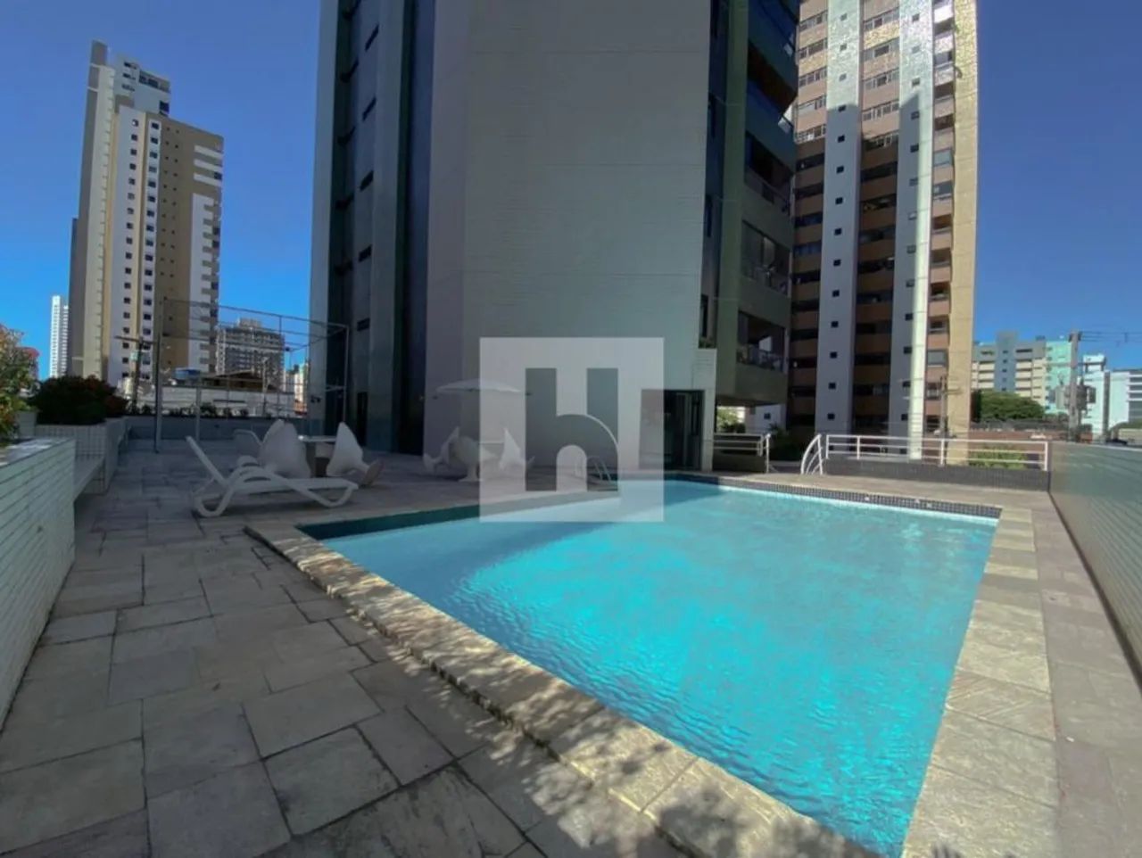 Apartamento com 4 dormitórios à venda, 165 m² por R$ 869.000,00 - Tambaú - João Pessoa/PB