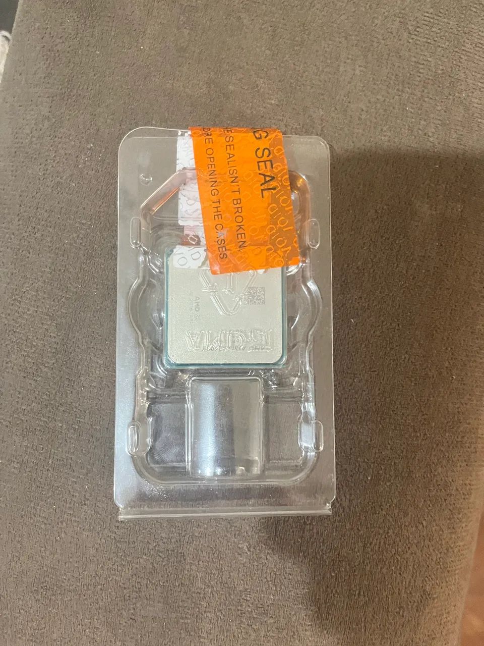 Vendo processador AMD Athlon 200GE com vídeo integrado 