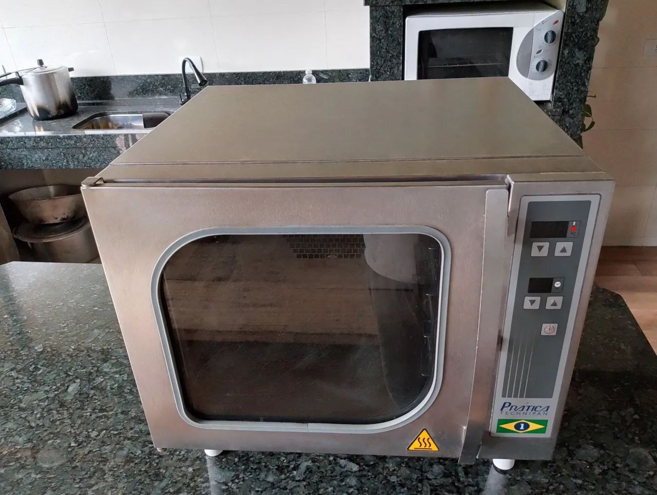 Turbo Oven with 4 Baking Trays64313449714435124
