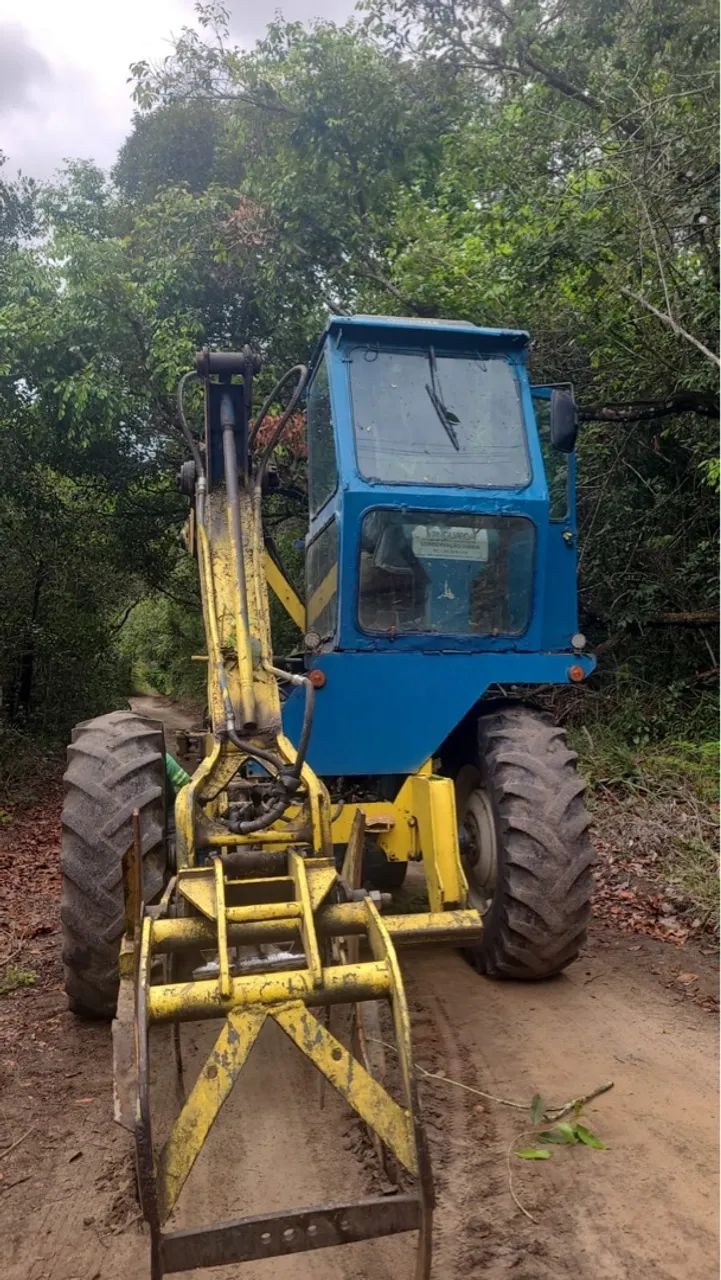 Carregadeira For 610 revisada