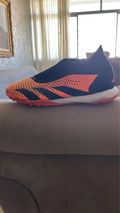 Chuteira Adidas society - Tamanho 43  - Foto 3