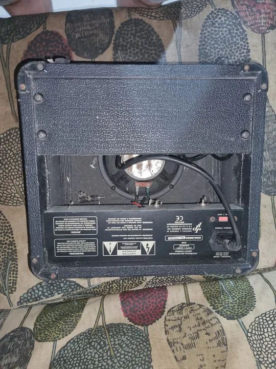 Amplificador Meteoro MG 15W para Guitarra - Foto 3