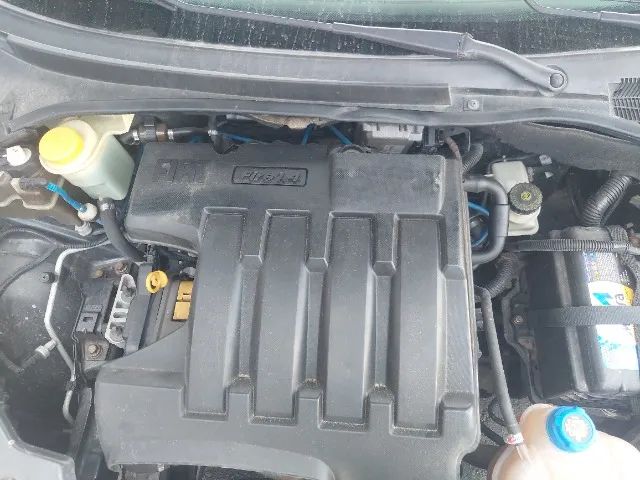 Fiat Punto ELX 1.4 Fire Flex 8V 5P 2008 - Foto 14