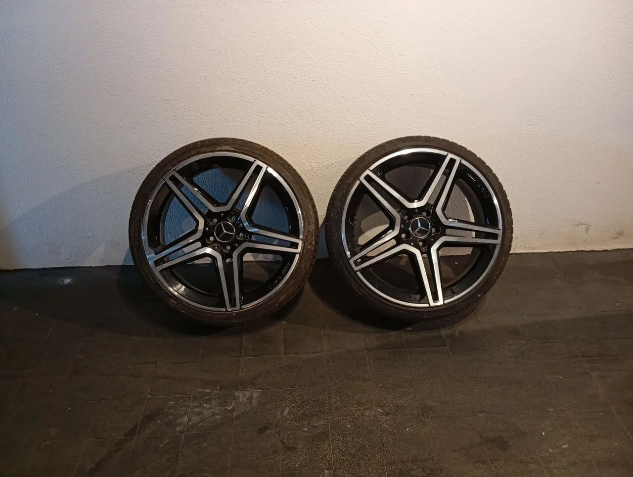 Vendo jogo de rodas aro 18 - Foto 2