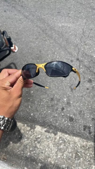 Óculos de sol oakley