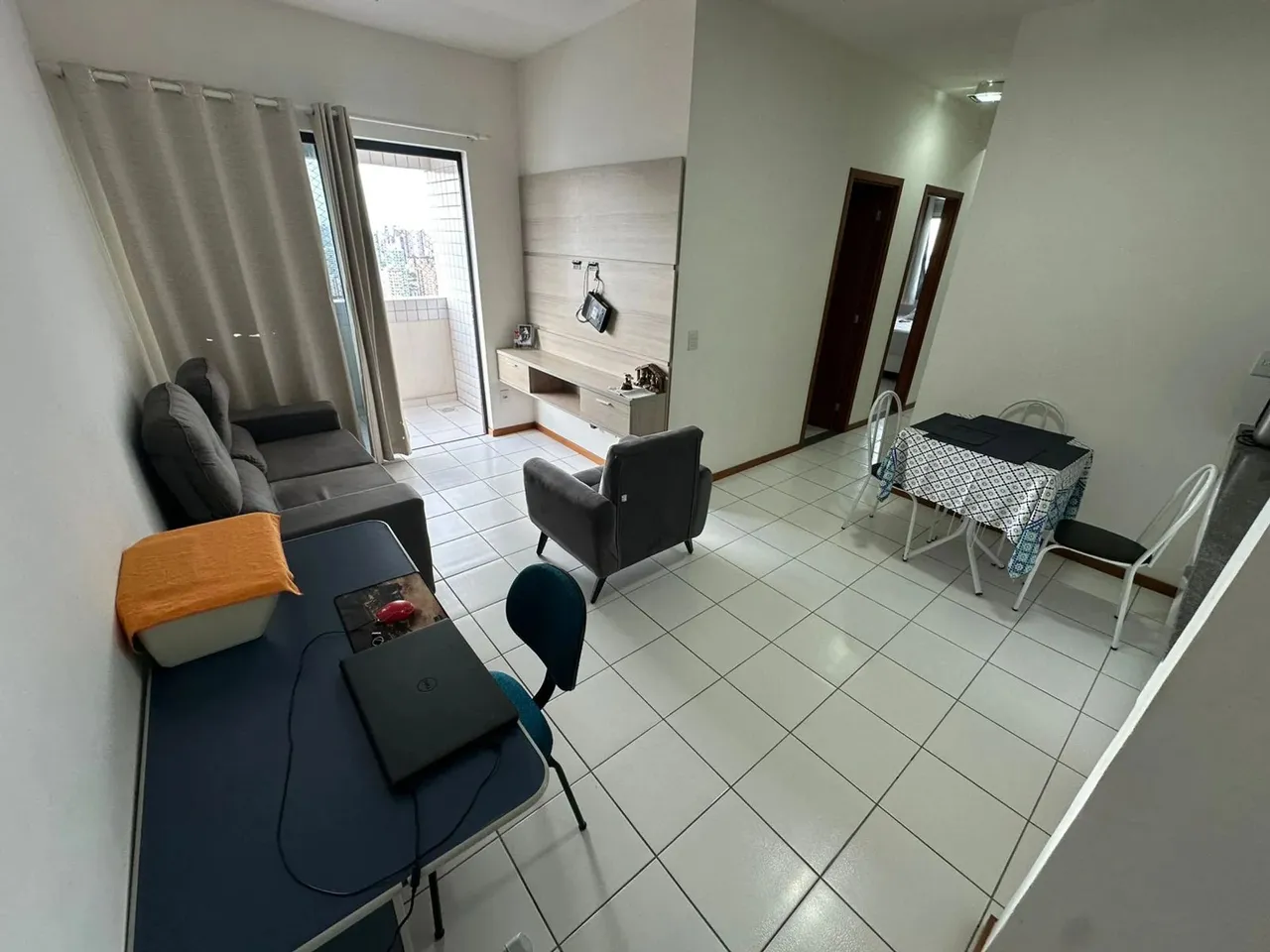 Apartamento Mobiliado no Ed. Rio Figueira de 79m², 3/4 sendo 1 suíte, 1vg - Pedreira