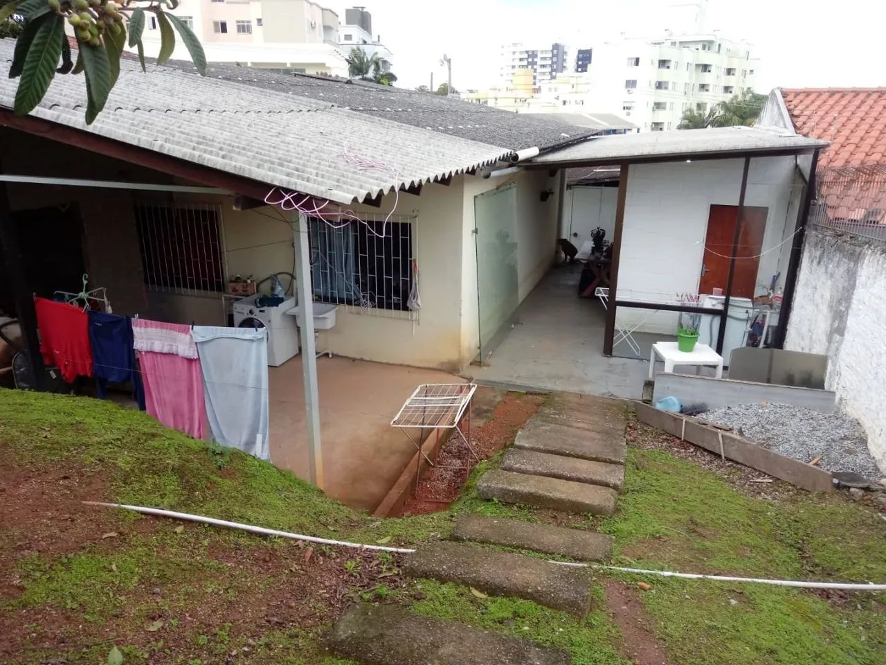 Terreno com 690m² + 2 casas - À venda no Estreito - Foto 3
