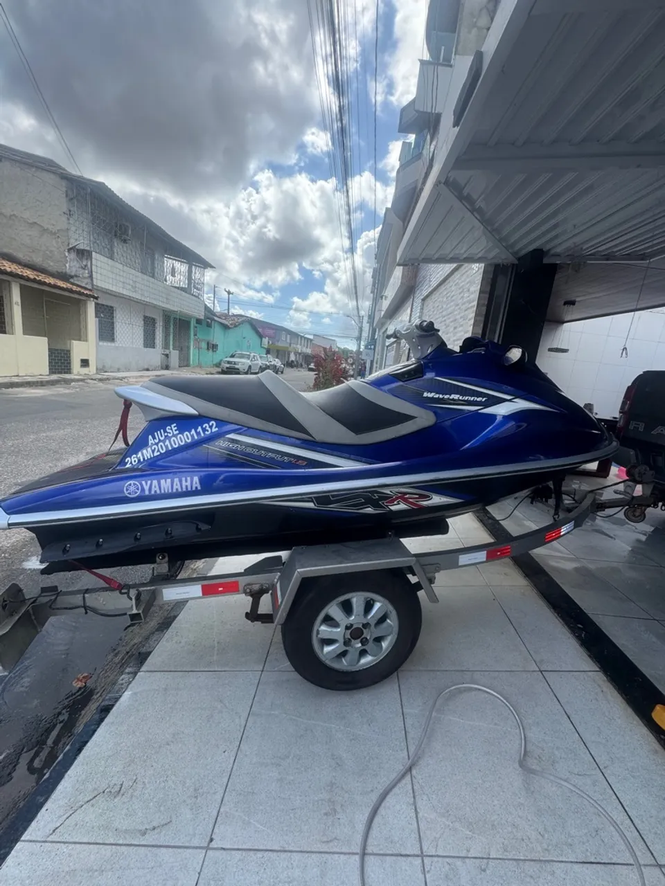 Jet ski