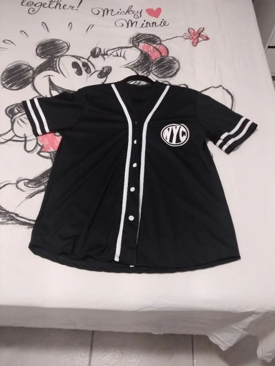camiseta basebol