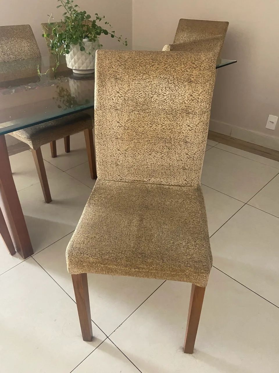 Mesa de jantar com 6 cadeiras - Foto 3