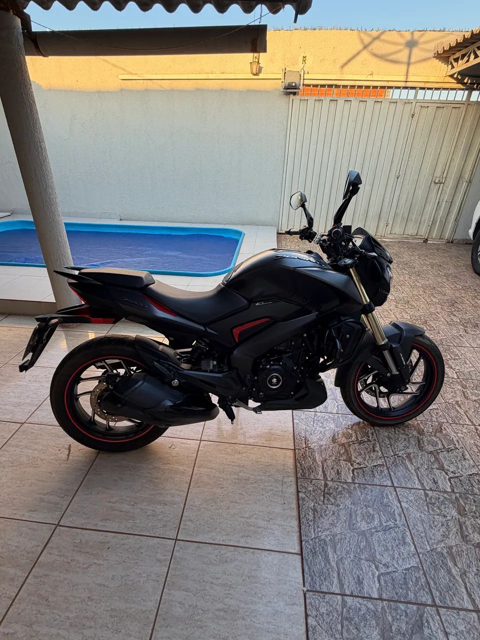 BAJAJ DOMINAR 400 - Foto 2