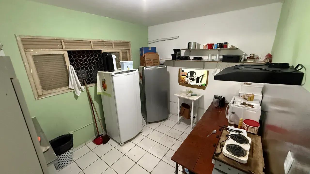 Alugo Ponto Comercial + Sala com Banheiro - Av. 06 - Foto 9