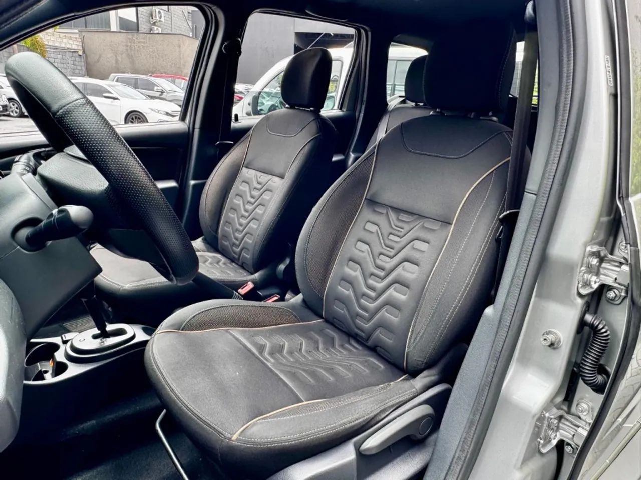 Renault Duster Dynamique 2.0 Hi-flex 16V Aut., foto 6 de 9