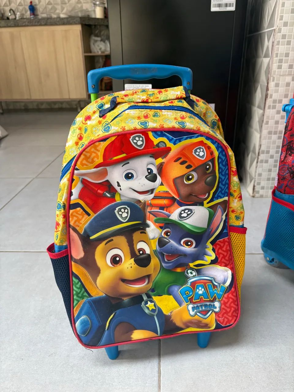 Vendo mochila escolar - Foto 3