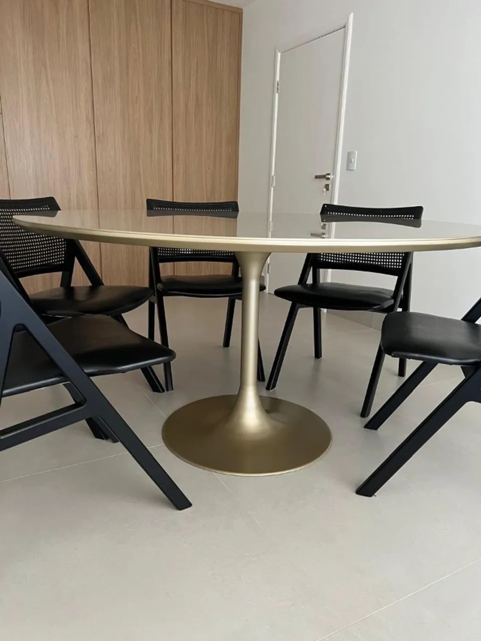 MESA SAARINEN + 6 CADEIRAS ARES ABANO - Foto 2