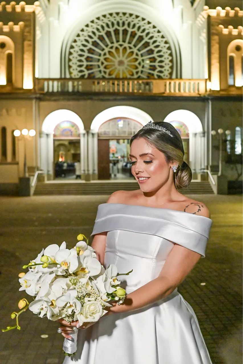 Vestido de Noiva clássico/minimalista  - Foto 2