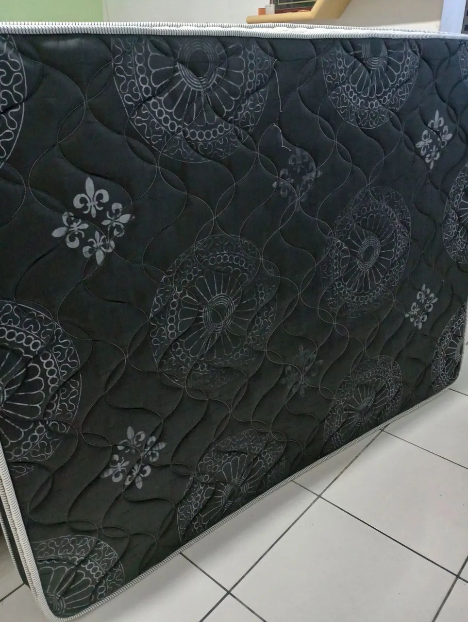 COLCHÃO DE CASAL 
