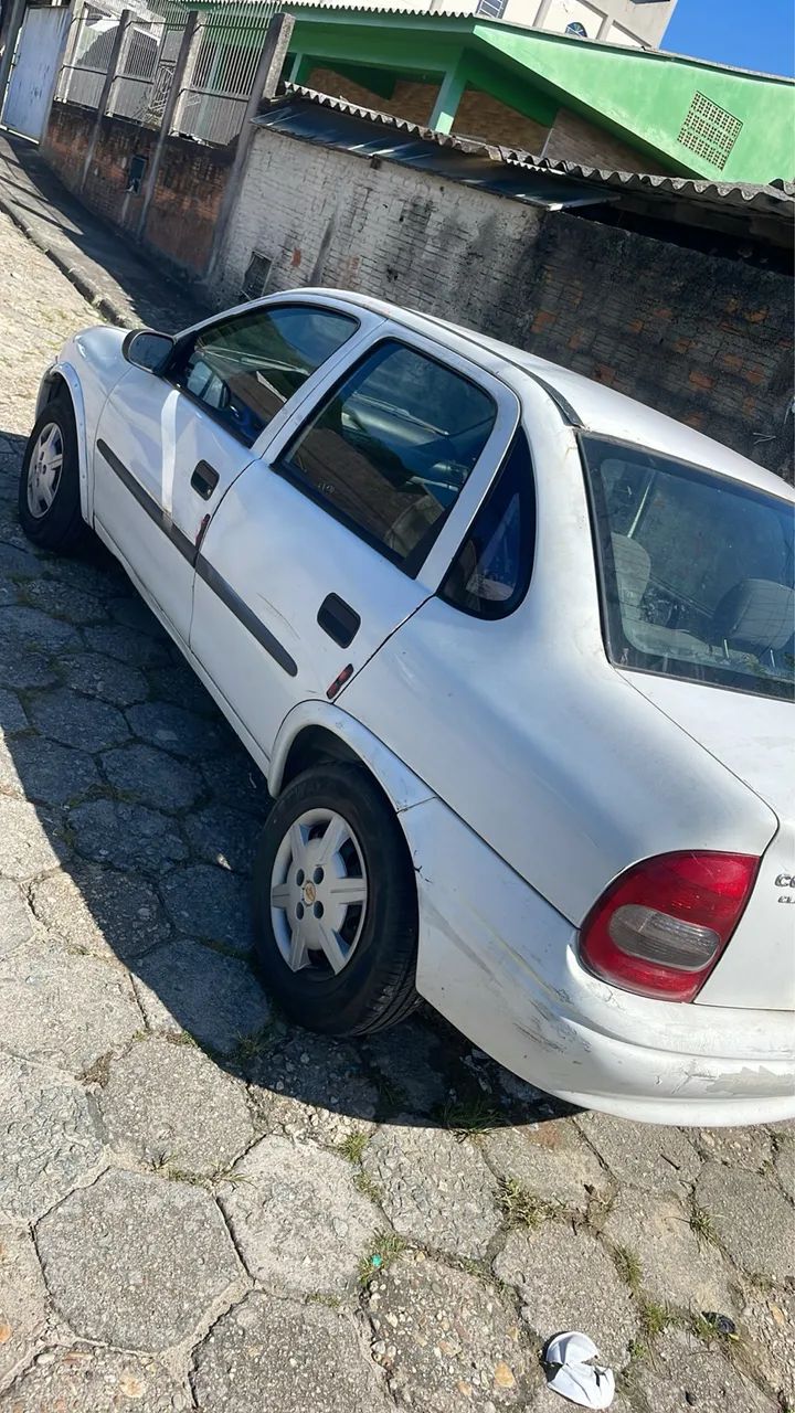 Chevrolet Corsa Sedan 1.0 MPFI 8V 71cv 4P 2004