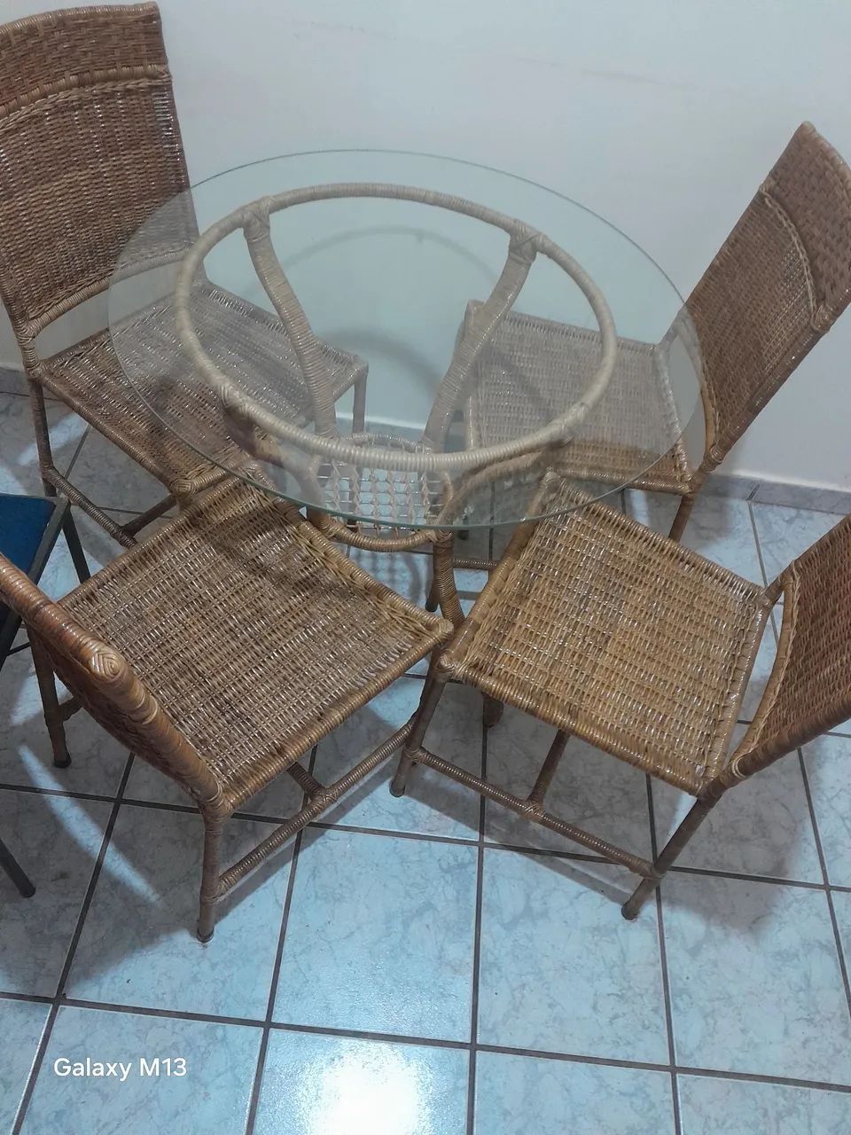 Mesa 4 Cadeiras de vime