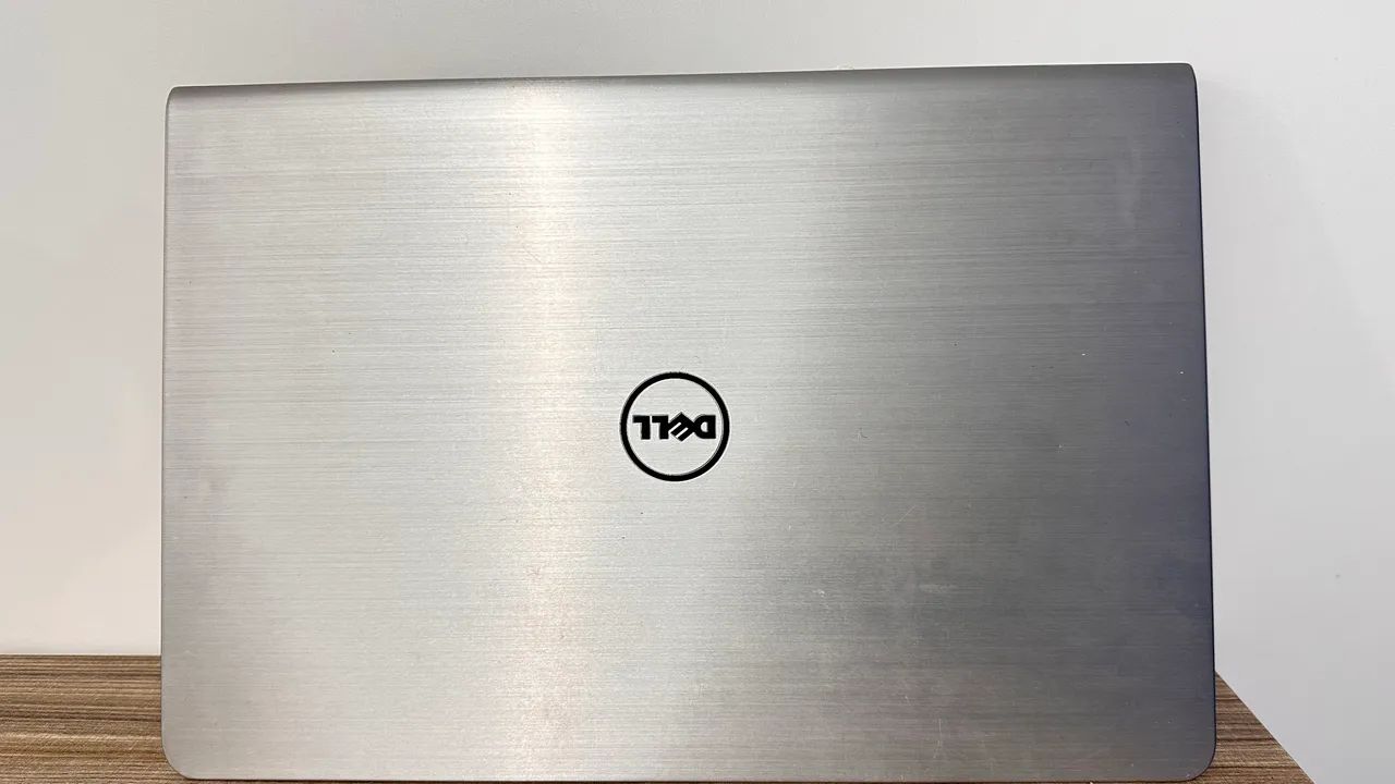 Notebook Dell Intel Core i5 | 8GB RAM | SSD 480GB | Radeon R7 M250 | Excelente Estado