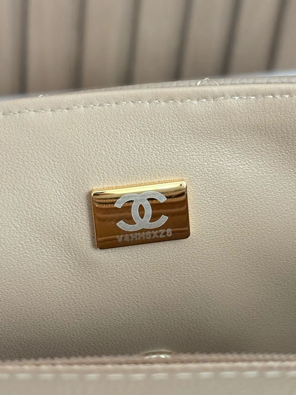 Bolsa matelassada em couro - Foto 3