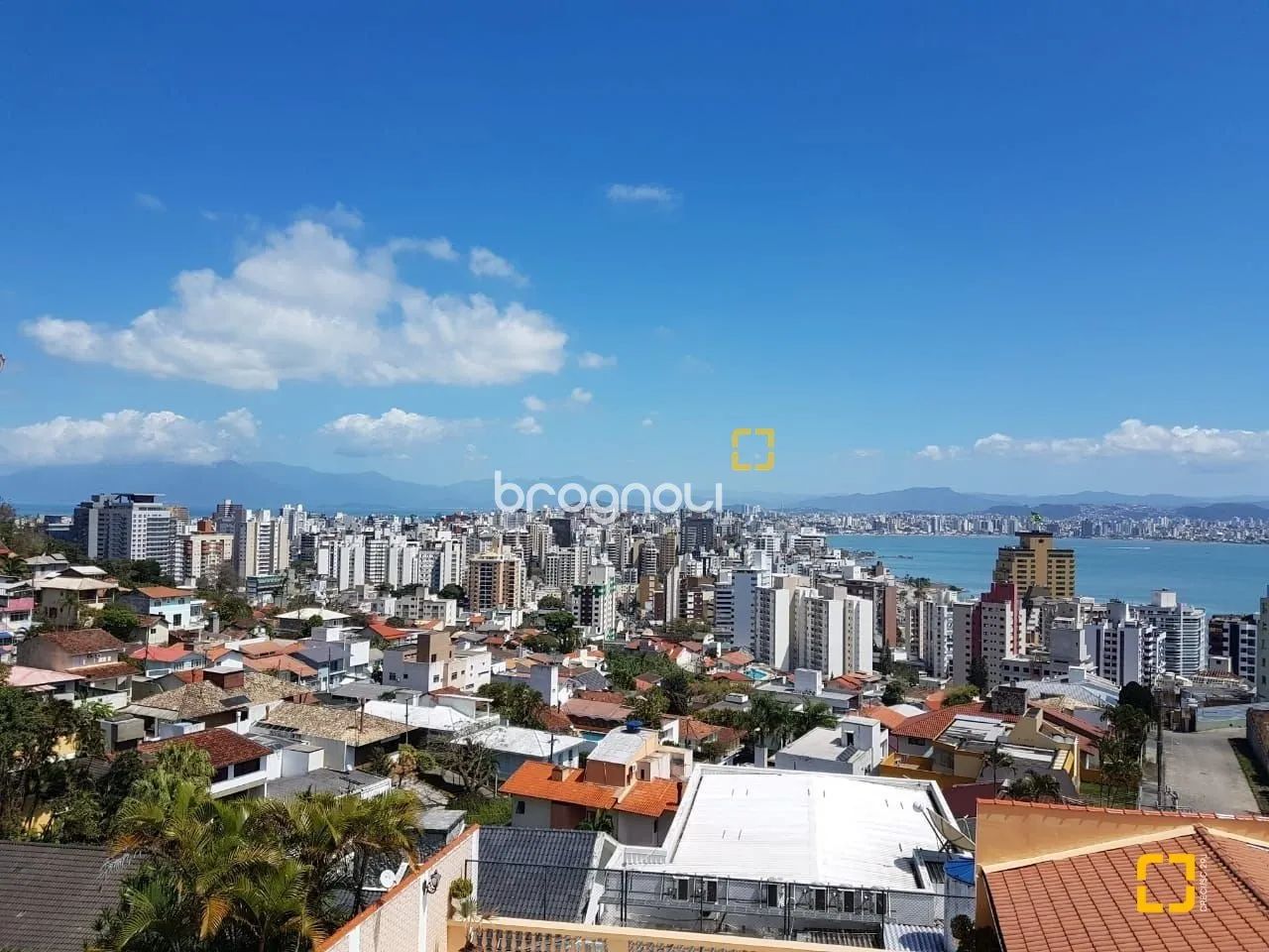 Casa com 3 quartos, sendo 1suíte, com piscina, na Agronômica/Florianópolis - Foto 3