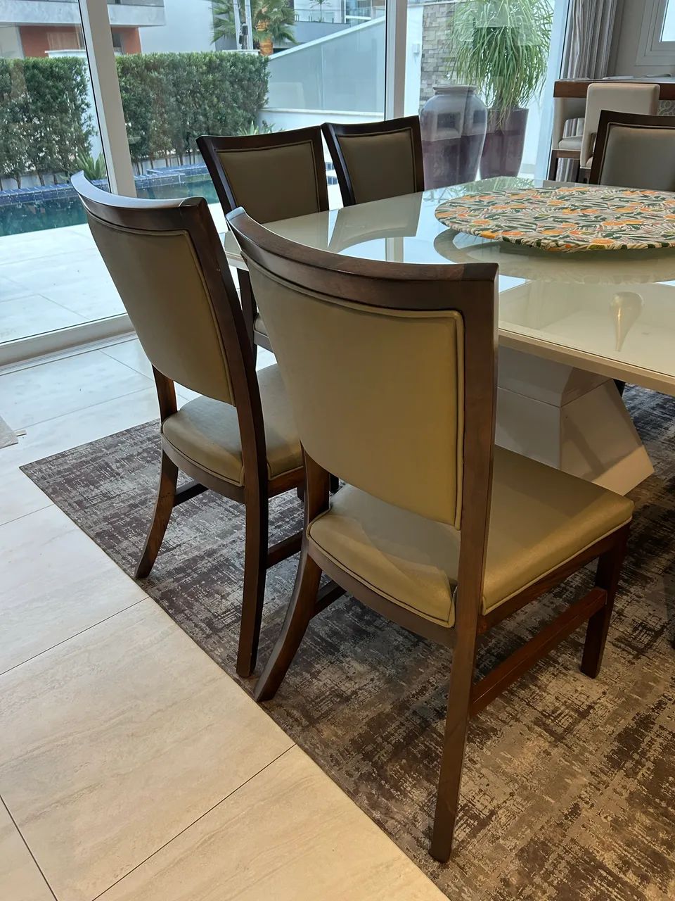 8 cadeiras madeira maciça  - Foto 3