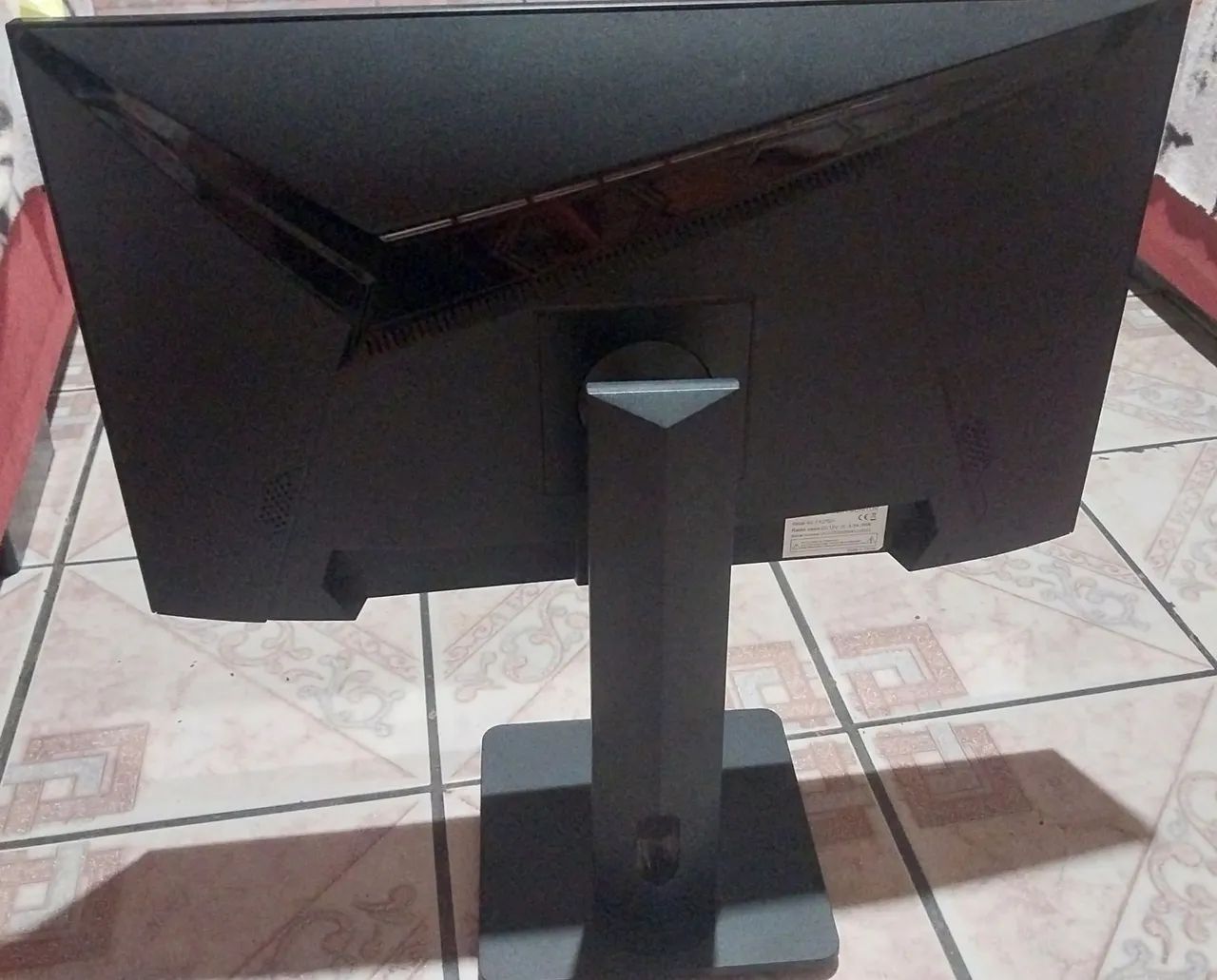 Vendo monitor FYHXele 144hz 27polegadas 2K QUAD HD IPS 1ms de resposta Com caixa e manual  - Foto 2