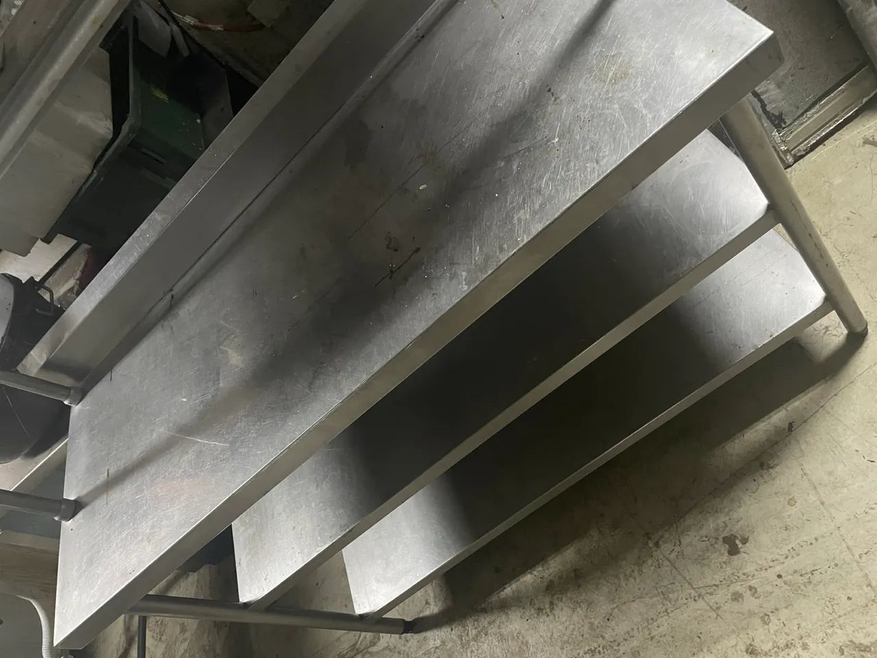 Mesa de inox com prateleira superior 1,40 X 60 - Foto 2