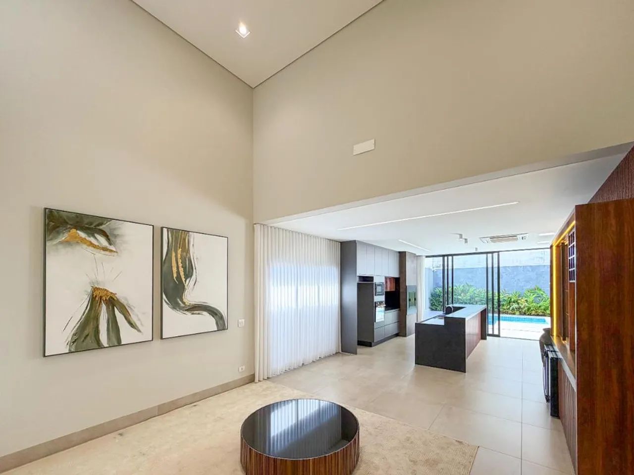 Casa à venda em Maringá, com 3 suítes, com 220 m², Condomínio Horizontal Hayashi - Foto 4