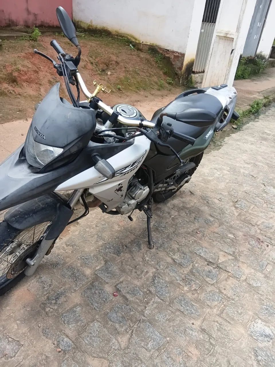 XRE 300 - Foto 2