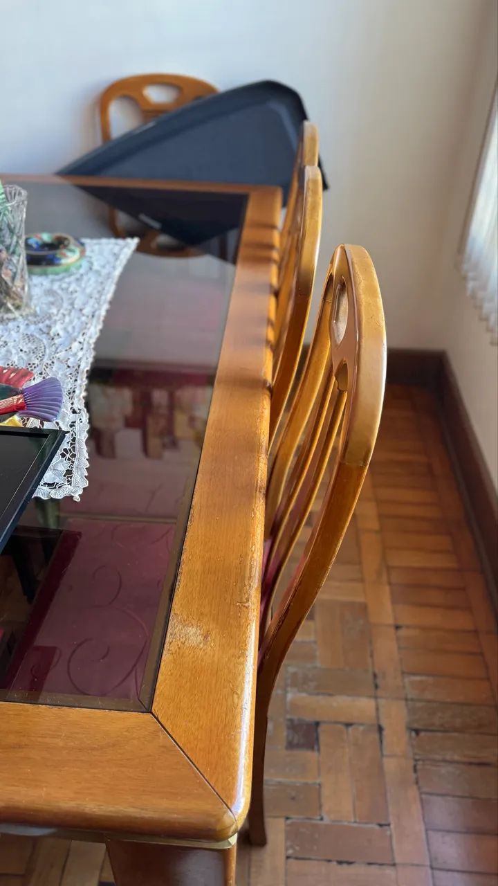 Mesa com 8 cadeiras madeira maçiça - Foto 3