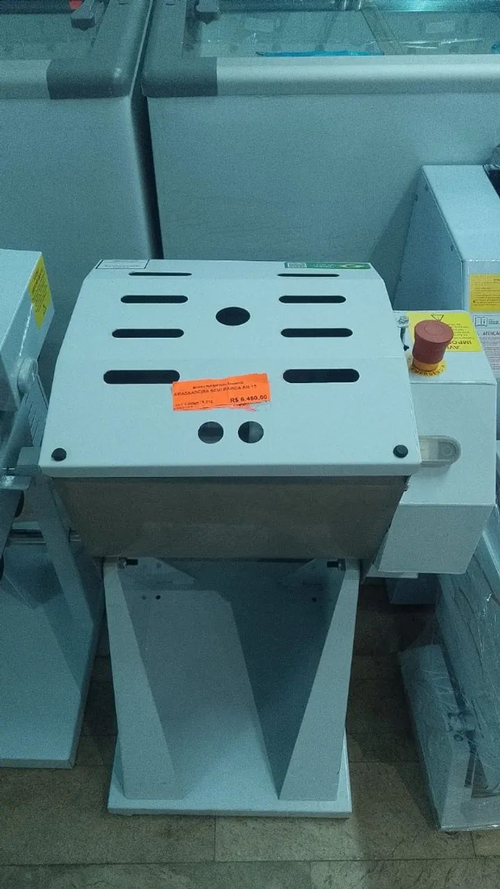 AMASSADEIRA SEMI-RÁPIDA G-PANIZ 15 KILOS - NOVA