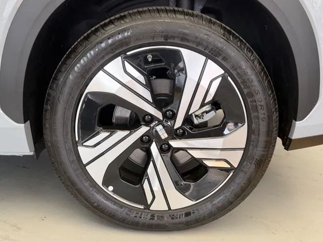 Geely EX5 MAX (Elétrico), foto 16 de 16