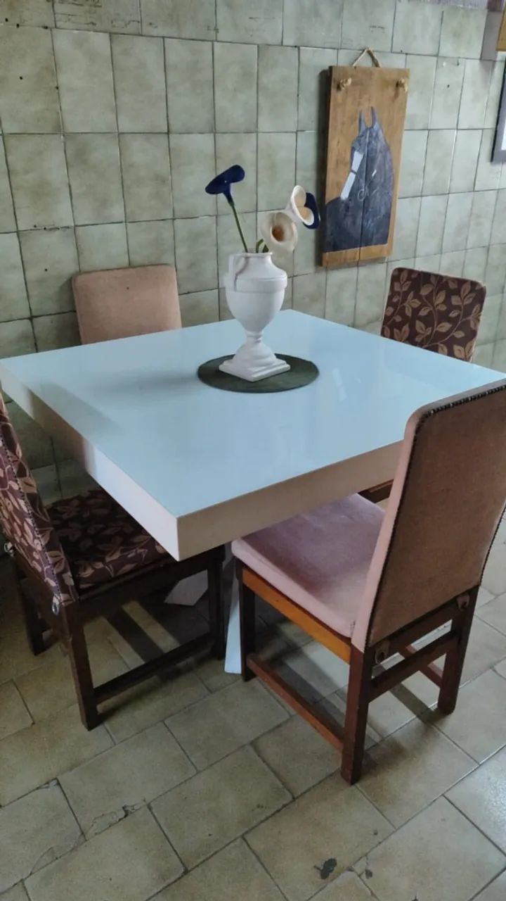 Dining Table in Lacquer with 4 Chairs65204505073281120