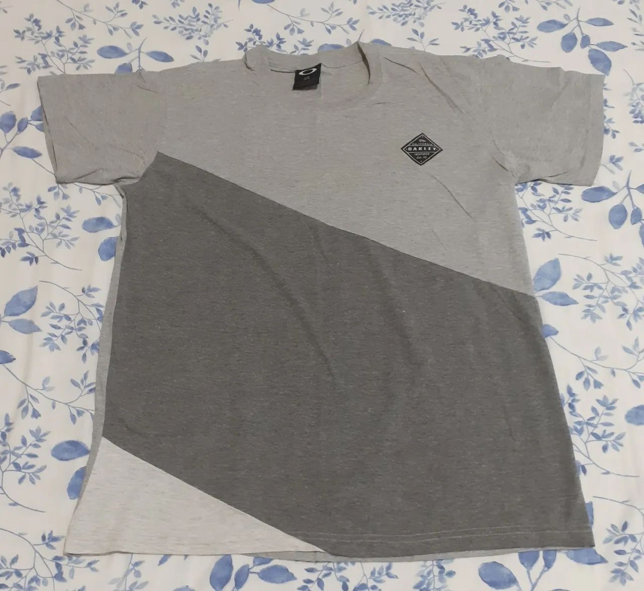 2 Camisas Oakley G (Juntas)