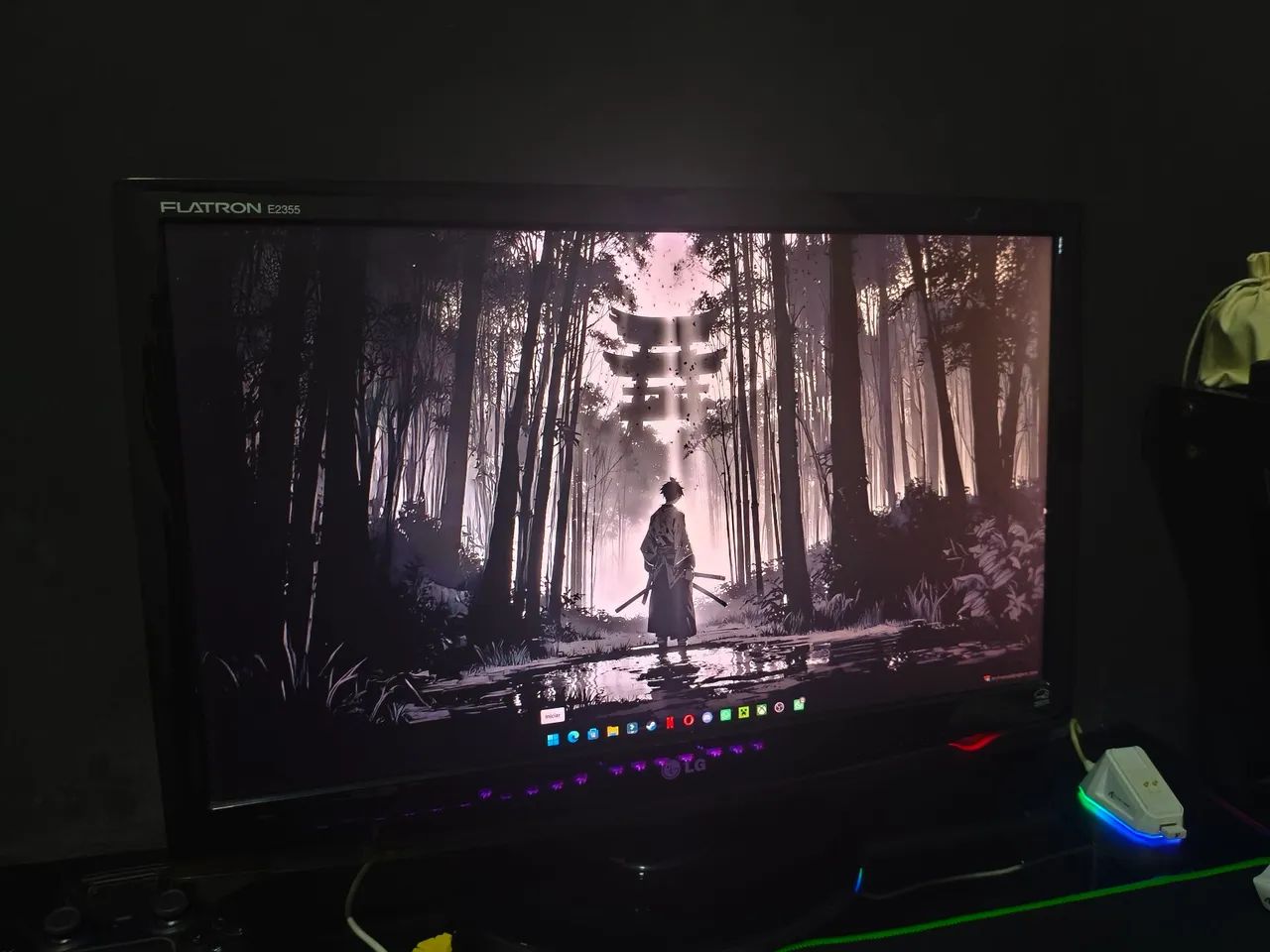 Monitor LG Flatron E2355, 23, Full HD