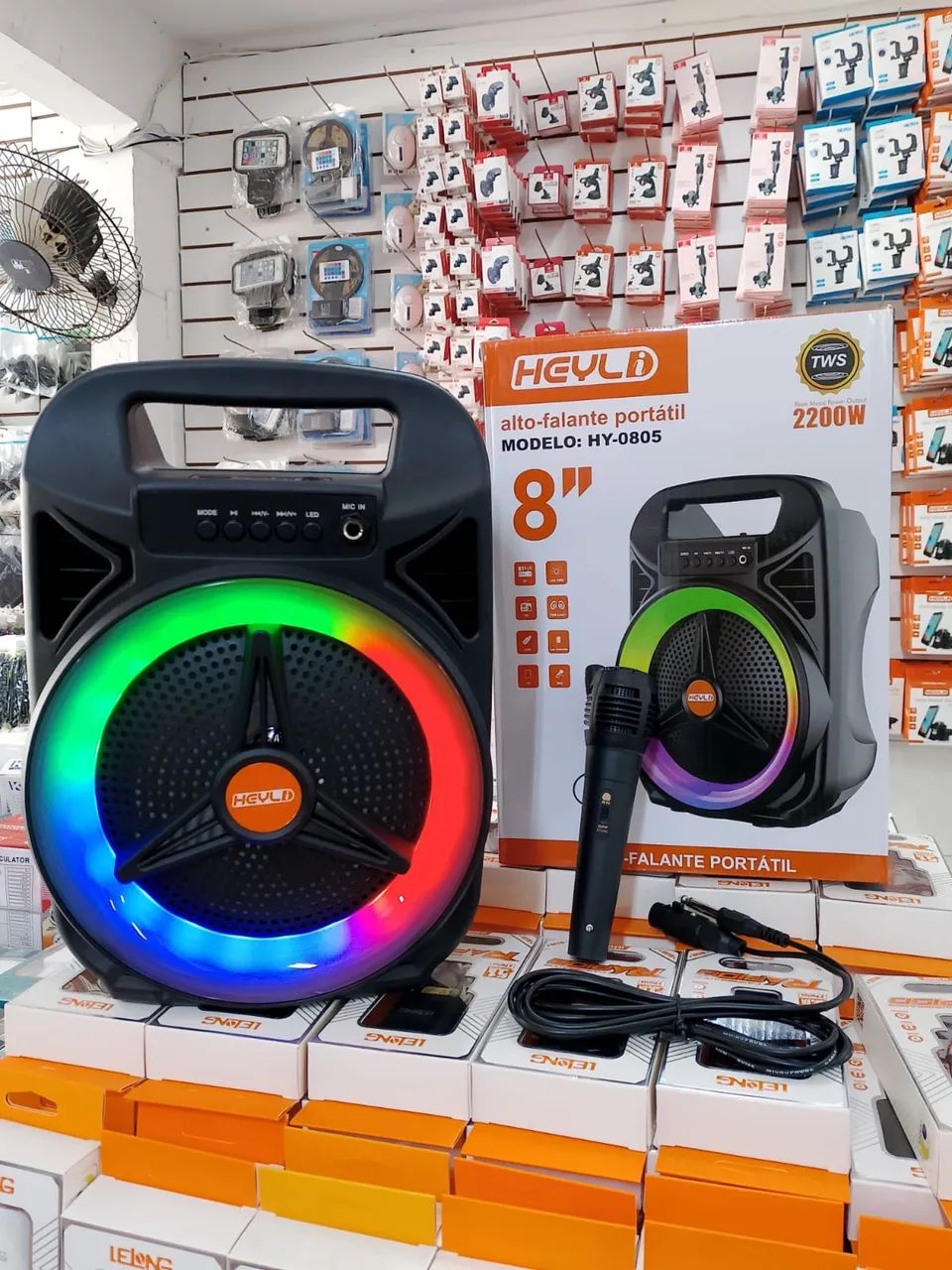 Caixa de Som Heyli com Microfone 