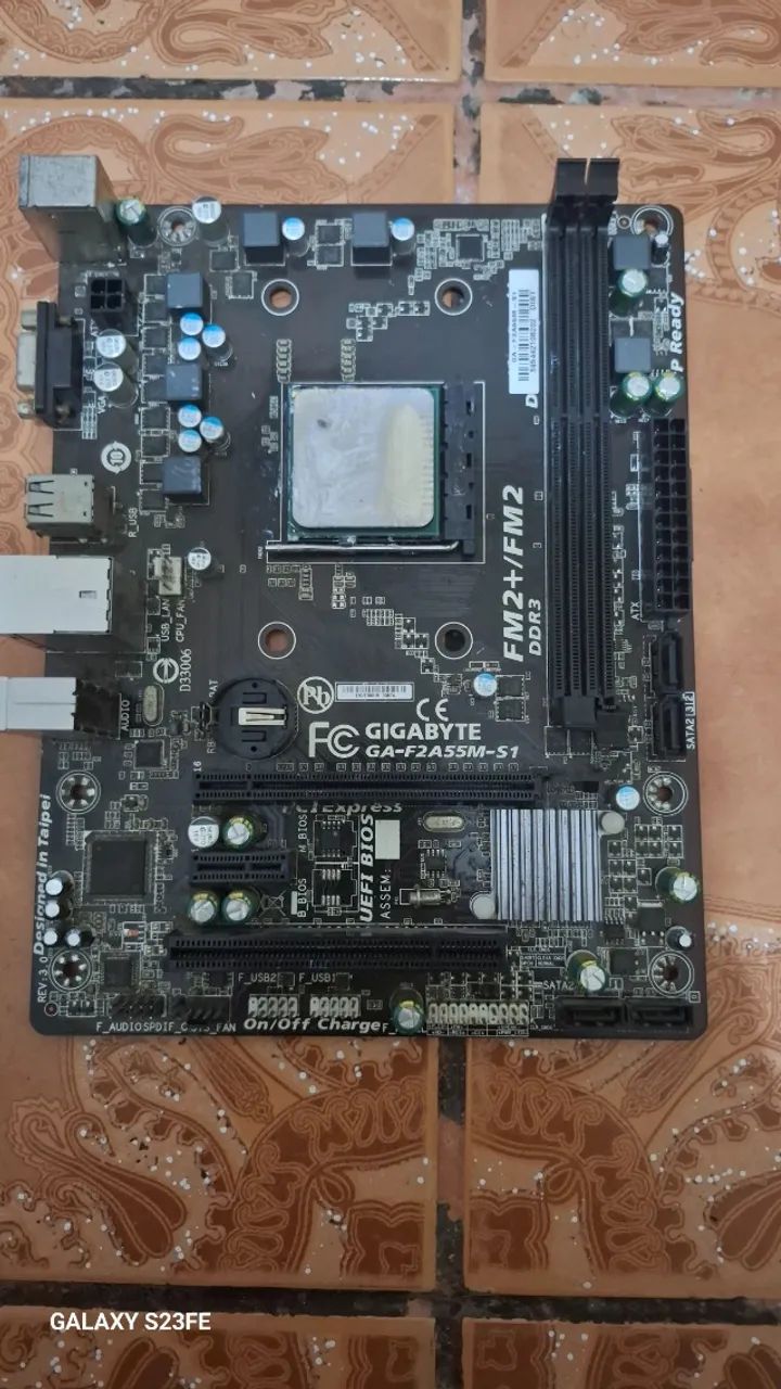 VENDO PLACA MAE COM PROCESSADOR