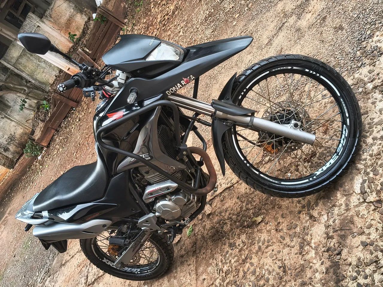 XRE300 