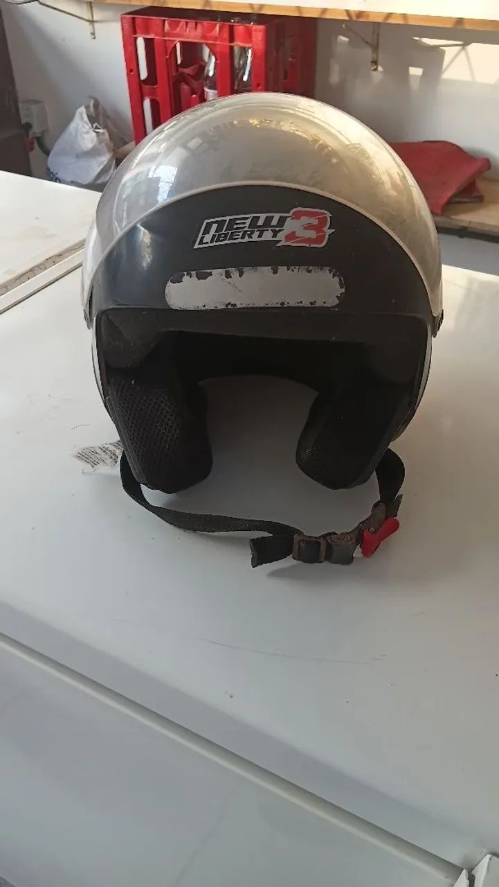 Capacete