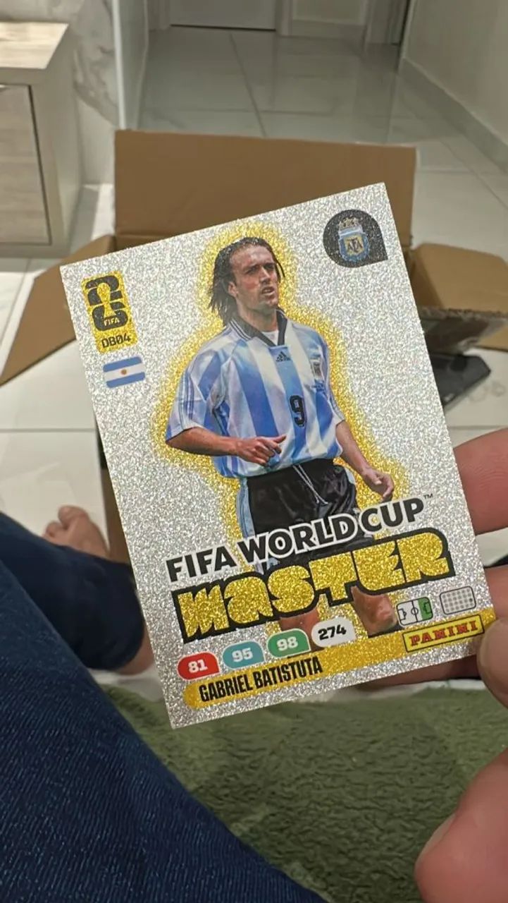 Legends, Álbum 2018 completo e Cards. - Foto 5