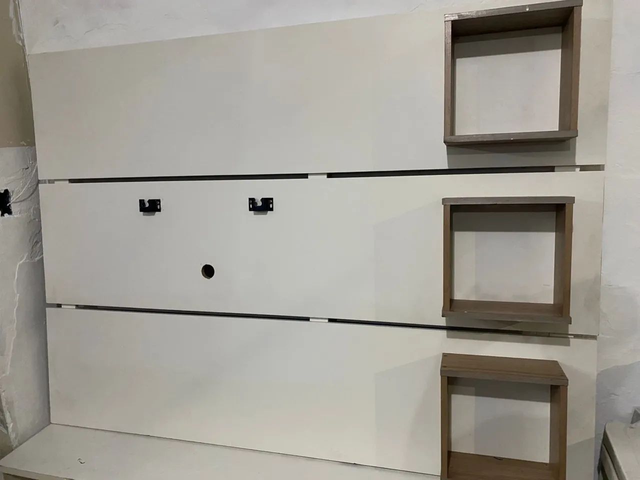 Rack with Panel471883680171304960