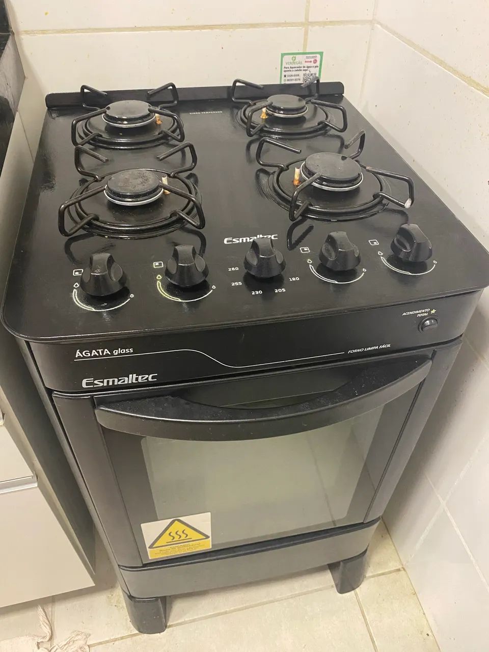 Fogão 4 bocas Esmaltec usado