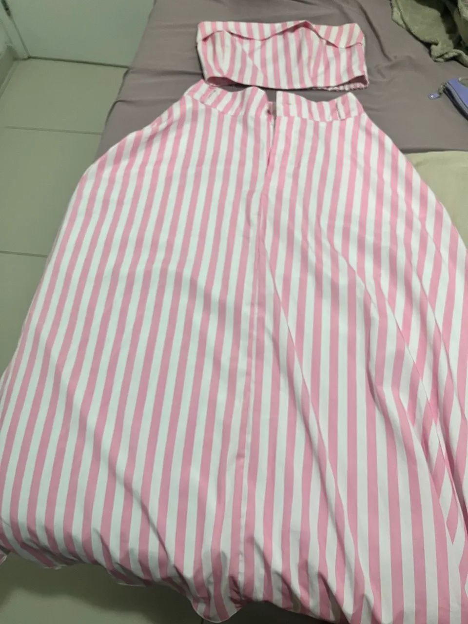 Conjunto saia e blusa 