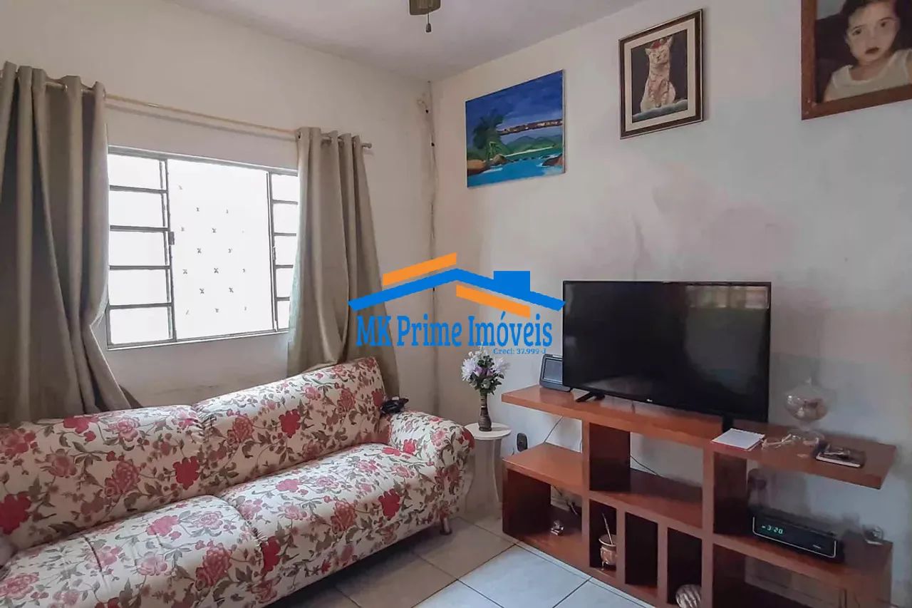 Casa com 3 quartos e 2 vagas de garagem. - Foto 2