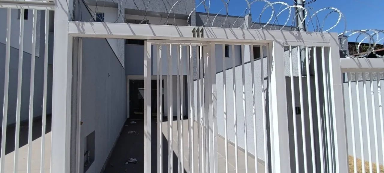 CASA GEMINADA DE 2 QUARTOS COM SUITE - PLANALTO - Foto 2