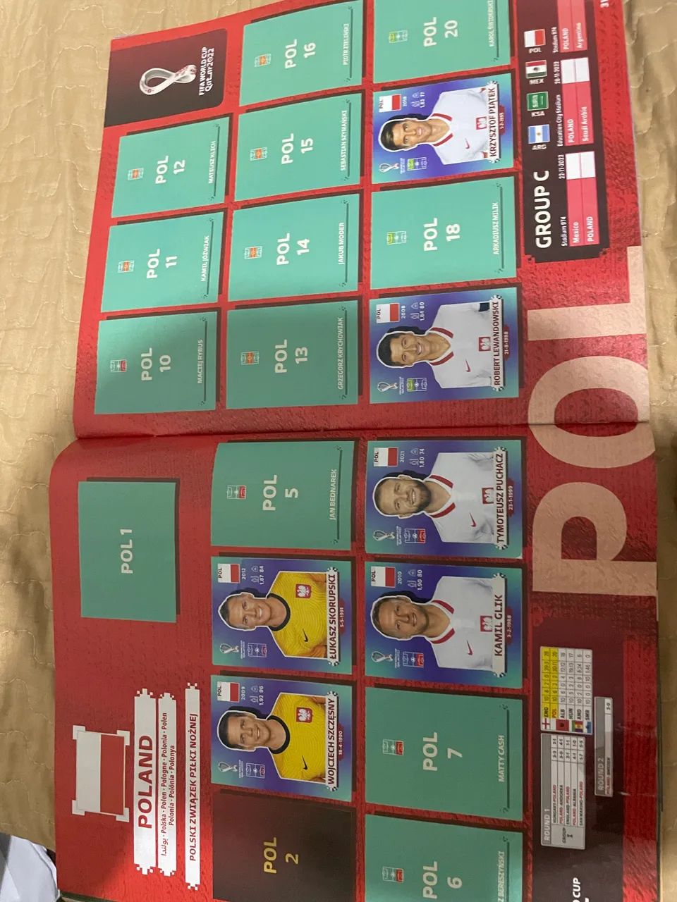 Álbum da copa do mundo 2022 incompleto  - Foto 4