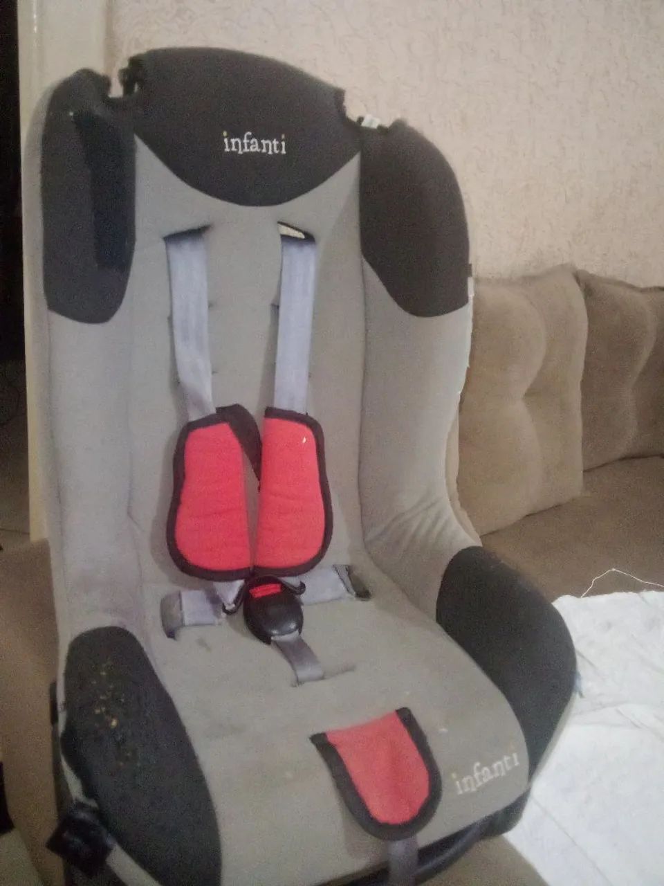 Cadeirinha infantil para carro 