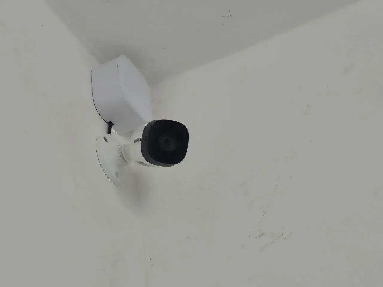 Kit 4 câmeras com dvr Intelbras  - Foto 3